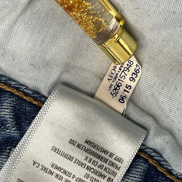 American Eagle Super Stretch Mid Rise Light Wash Distressed Skinny Jeans 6S - Picture 7 of 10